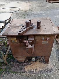 Macchina taglia/piega ferro