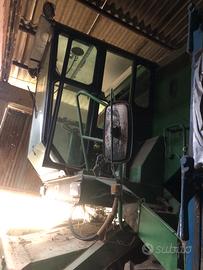 Mietitrebbia John Deere 975