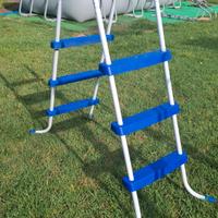 scaletta per piscina 