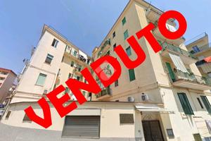 3 LOCALI A NAPOLI
