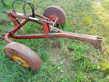 carrello porta attrezzi per trattori cingolati