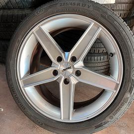Cerchi in lega 17 più gomme 225x45 in ottime
