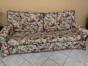 divani uguali 170 euro trattabili