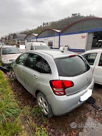 Vari pezzi di ricambio citroen c3