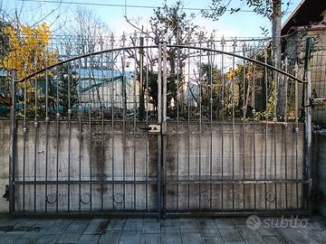 Cancello + portoncino pedonale in ferro