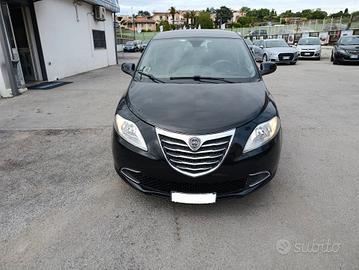 Lancia Ypsilon 1.2 69 CV 5 porte GPL Ecochic Silve