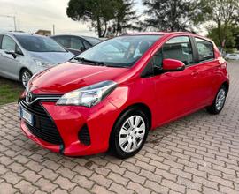 Toyota Yaris 1.0 5 porte Lounge.
