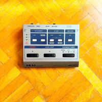 Akai U400 Riff-O-Matic con spedizione inclusa!