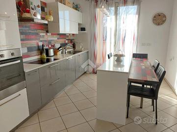 4 LOCALI A BELLARIA-IGEA MARINA