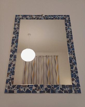 specchio con mosaico