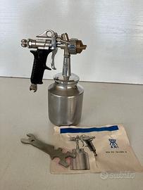 AEROGRAFO PER VERNICIATURA A SPRUZZO