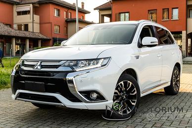 Mitsubishi Outlander 2.0 4WD PHEV Instyle 2018 - I