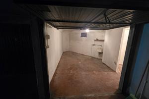 Garage Via Luigi D'Amato