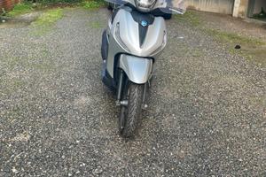 Piaggio Beverly 300 HPe