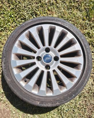 cerchi gommati Ford Fiesta 