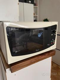 Forno Microonde Whirlpool MT48 WH 6° Senso con Gri