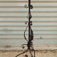 piantana in ferro battuto 