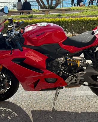 Ducati Panigale V2 2025 pari al nuovo -1400 KM-