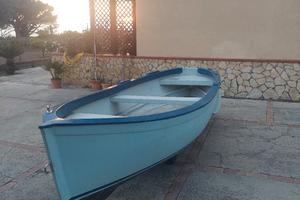 gozzo in vetroresina 4.80