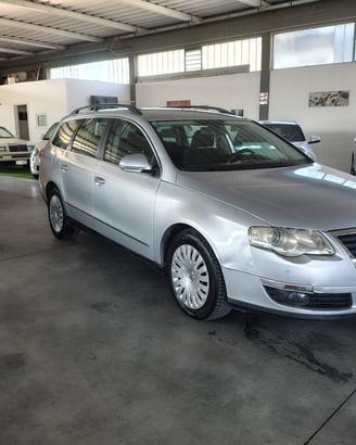 Volkswagen Passat 2.0 TDI DPF Var. Comfortline