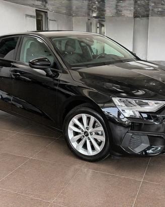 Audi A3 SPB 30 TDI S-Tronic Business NAVI LED Virt