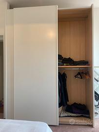 Armadio in legno massello (Rimini)