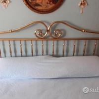 Letto matrimoniale dorato anni 70