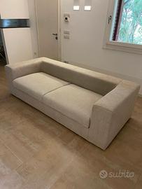 Divano letto matrimoniale