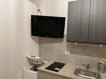 Monolacale stanza centro bologna