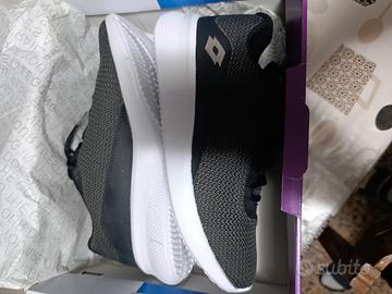 scarpe da ginnastica 