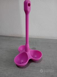 Cuociuova in silicone moderno mai utilizzato 