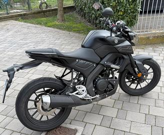 YAMAHA MT-125