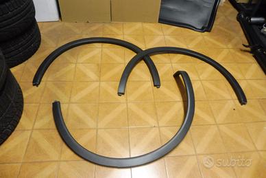 3 PARAFANGHI PORSCHE CAYENNE USATI NERI 