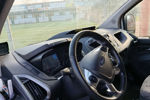 Ford transit custom L2H2