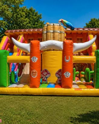 Giostre Gonfiabili per Parchi Divertimento