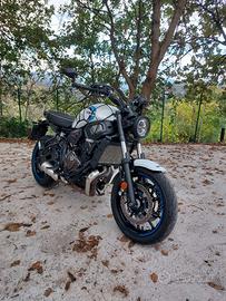 Yamaha xsr 700