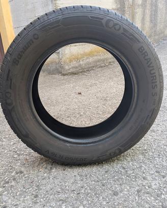 4 Pneumatici Barum 205/60 R16V