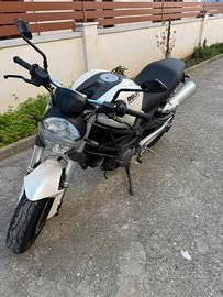 Dicati Monster 696 2008