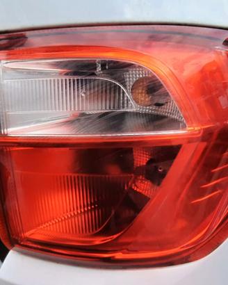 FORD ECOSPORT 2019 - STOP POSTERIORE DESTRO