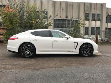 KIT CERCHI E GOMME PORSCHE PANAMERA RAGGIO 20