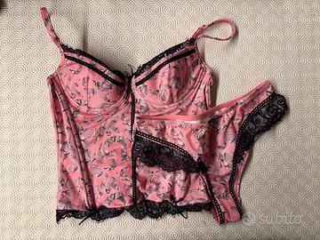 Completo intimo rosa con pizzo nero – Taglia 3B