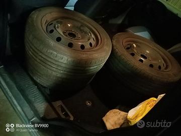 4 cerchi in acciaio con ruote 195x55r15