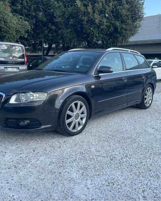 AUDI A4 SW - S LINE - AVANT - GOMME NUOVE - UNICO 