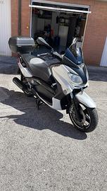 Yamaha x-max