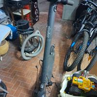 monopattino elettrico 