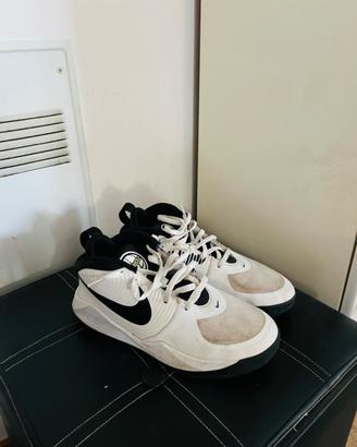 Nike Team Hustle D 10 - numero 38