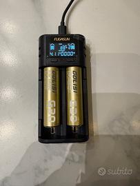 caricabatterie  più porta batterie e batterie 