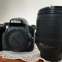 Nikon D3300 Reflex Digitale 18-105 VR