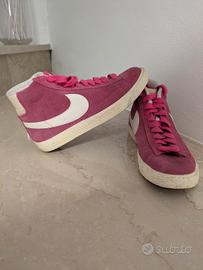 Scarpe Nike modello Dunk da Donna