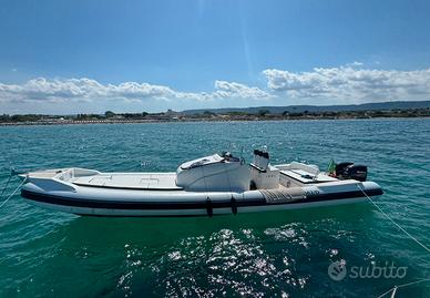 DOVIBOAT SHUTTLE 120 CABIN CON 2x300 hp SUZUKI